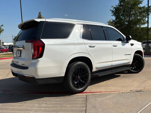 Used 2022 GMC Yukon SLT AWD/4WD image 6