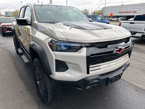 New 2026 Chevrolet Colorado ZR2 AWD/4WD image 3