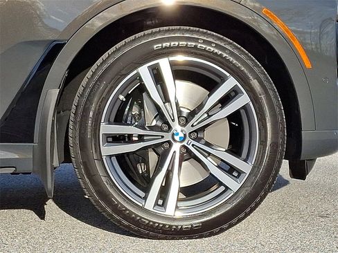 Certified 2024 BMW X7 xDrive40i w/ Executive Package image 11