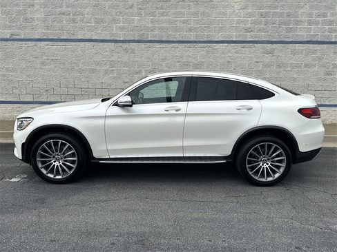 Used 2021 Mercedes-Benz GLC 300 4MATIC Coupe image 4