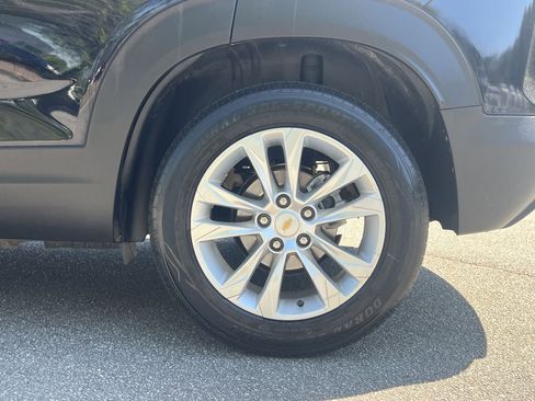 Used 2021 Chevrolet TrailBlazer LS FWD image 29