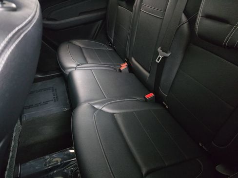 Used 2015 Mercedes-Benz ML 350 4MATIC image 17