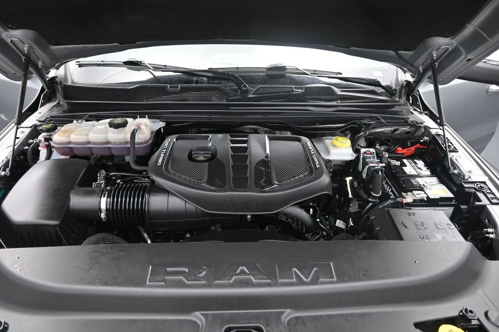 Used 2025 RAM 1500 Limited AWD/4WD image 44