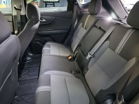 Used 2025 Chevrolet Blazer LT w/ Convenience Package FWD image 38