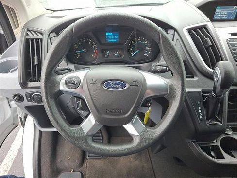 Used 2015 Ford Transit 150 XLT image 19