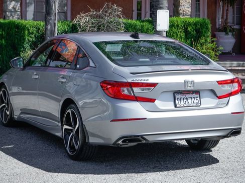 Used 2021 Honda Accord Sport image 6
