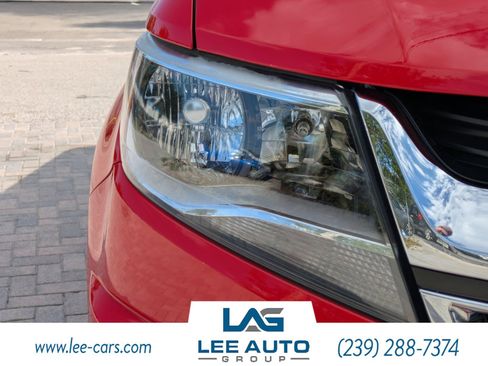 Used 2015 Chevrolet Colorado LT w/ LT Convenience Package image 9