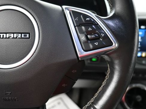 Used 2021 Chevrolet Camaro LT w/ Technology Package RWD image 17