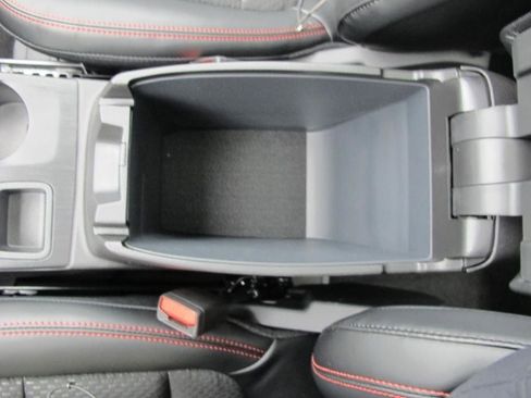 New 2025 Ford Escape ST-Line w/ Equipment Group 301A image 17