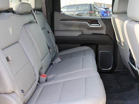 Used 2023 GMC Sierra 1500 SLT w/ SLT Premium Package image 21