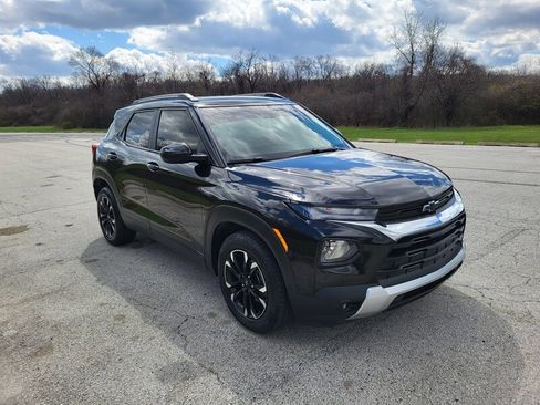 Used 2021 Chevrolet TrailBlazer LT w/ Convenience Package FWD image 5