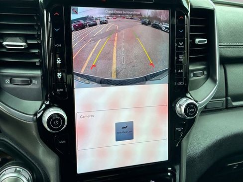 Used 2025 RAM 1500 Laramie w/ Bed Utility Group AWD/4WD image 39