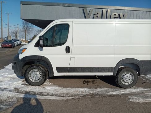 New 2025 RAM ProMaster 1500 w/ Safety Group image 4