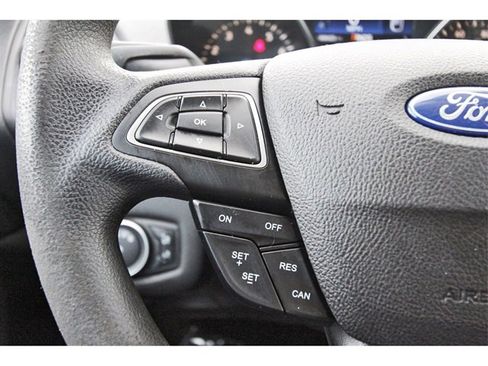 Used 2019 Ford Escape S image 18