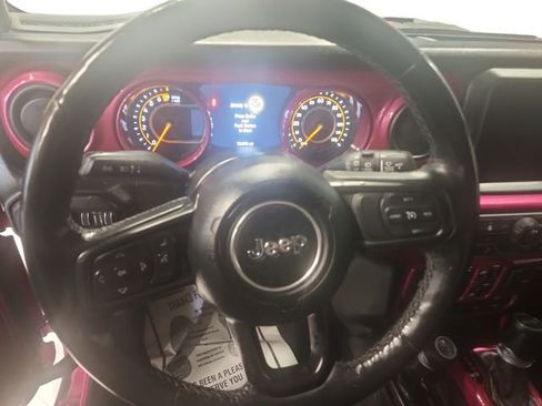 Used 2021 Jeep Wrangler Unlimited Sport image 23