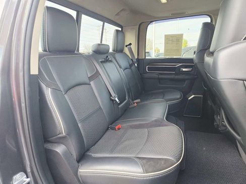 Used 2022 RAM 3500 Laramie image 18