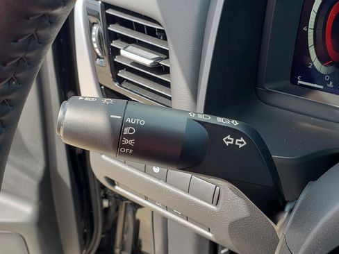 Certified 2024 Nissan Rogue SL image 33