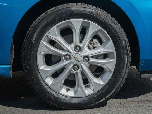 Used 2021 Chevrolet Spark LT image 17