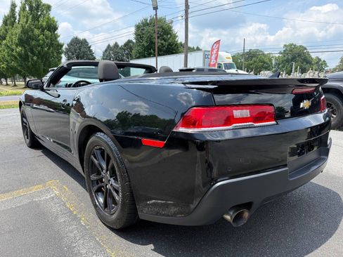 Used 2015 Chevrolet Camaro LT RWD image 13