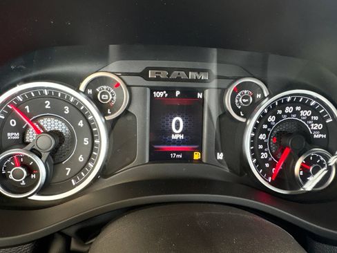 New 2026 RAM 1500 Express RWD image 27