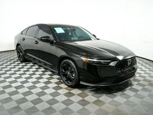Used 2025 Honda Accord SE image 26