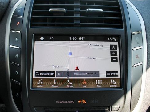 Used 2017 Lincoln MKC Reserve w/ Lincoln MKC Climate Package image 24