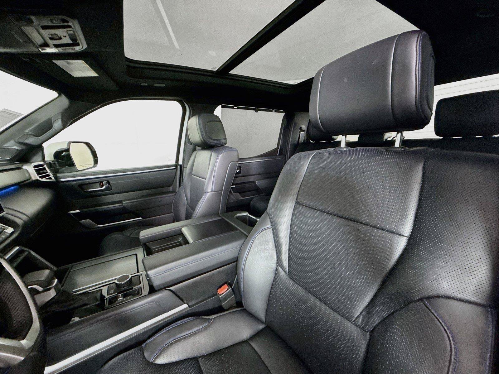 Used 2023 Toyota Tundra Platinum AWD/4WD image 3