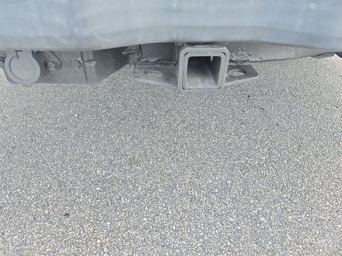 Used 2016 Ford Transit 250 130 Low Roof RWD image 9