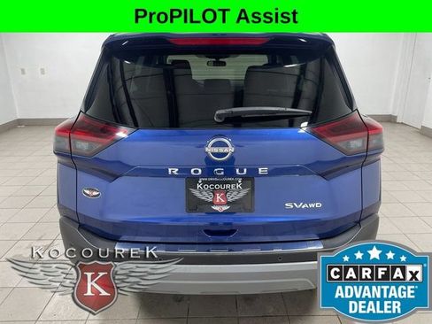 Used 2023 Nissan Rogue SV AWD/4WD image 5