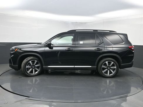 Used 2024 Honda Pilot Elite image 45