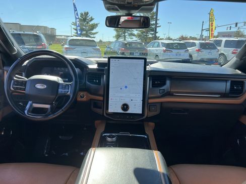 Used 2022 Ford Expedition Max Platinum image 23