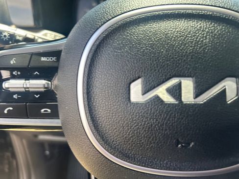 Used 2022 Kia Sorento SX Prestige AWD/4WD image 22