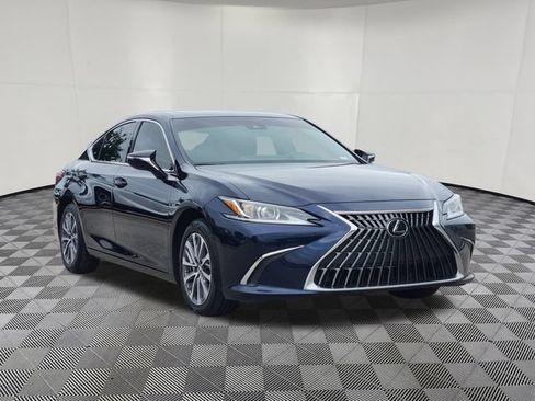Used 2022 Lexus ES 350 w/ Accessory Package 2 FWD image 2