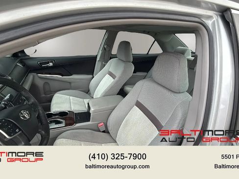 Used 2014 Toyota Camry XLE FWD image 9