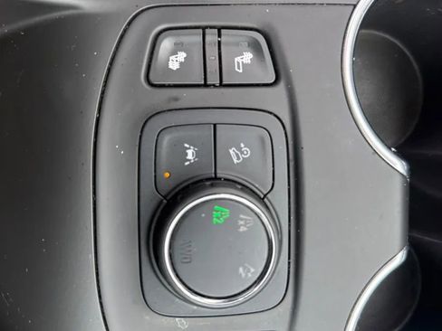 Used 2020 GMC Terrain SLT w/ Preferred Package AWD/4WD image 15