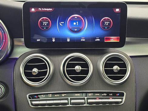 Used 2022 Mercedes-Benz GLC 300 4MATIC image 20