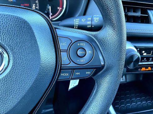 Used 2024 Toyota RAV4 LE image 24