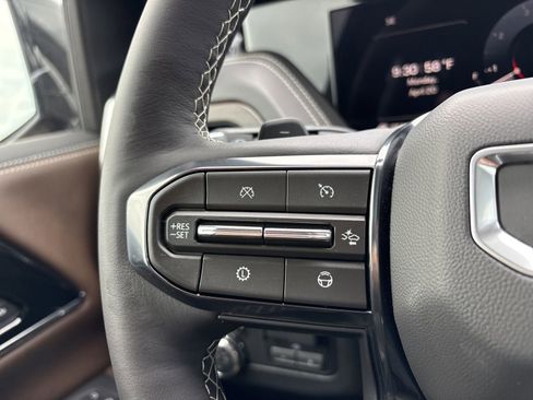 New 2026 GMC Yukon XL Denali Ultimate AWD/4WD image 38