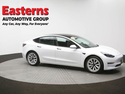 Used 2021 Tesla Model 3 Standard Range Plus RWD image 42