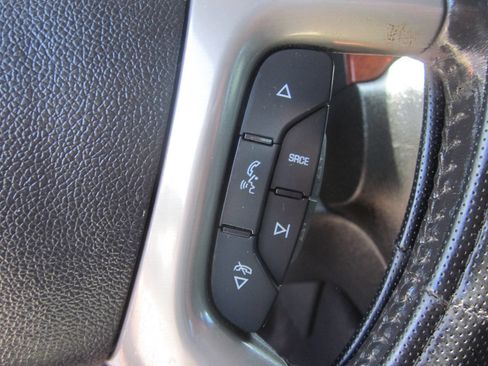 Used 2013 GMC Sierra 1500 SLT w/ SLT Convenience Package AWD/4WD image 22