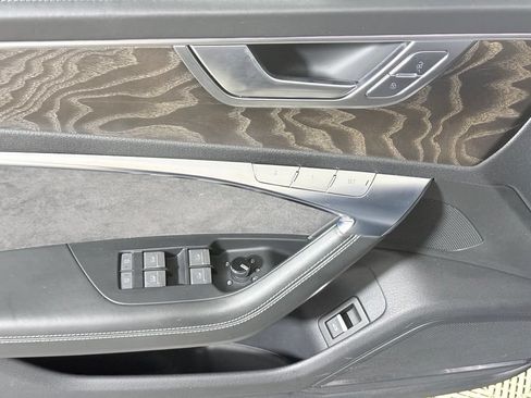 Used 2020 Audi S6 Premium Plus w/ Driver Assistance Package AWD/4WD image 22
