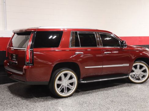 Used 2016 Cadillac Escalade Luxury AWD/4WD image 8