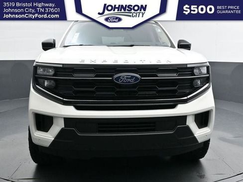 New 2025 Ford Expedition Active AWD/4WD image 5