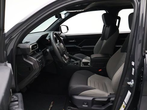 Certified 2025 Toyota Tacoma TRD Off-Road image 14