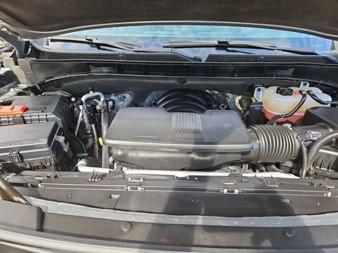 Used 2025 GMC Yukon Denali AWD/4WD image 28