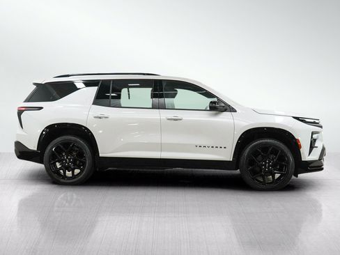 Used 2024 Chevrolet Traverse RS AWD/4WD image 7