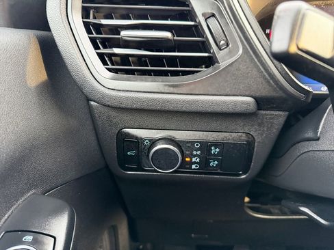 Used 2024 Ford Escape Active image 18