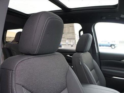 New 2026 Chevrolet Traverse LT w/ Sun and Wheel Package image 41