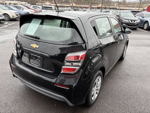 Used 2020 Chevrolet Sonic LT image 8