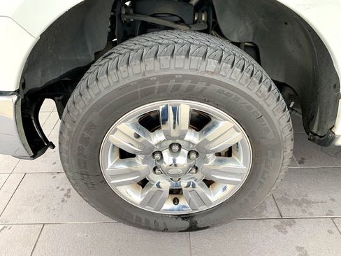 Used 2010 Ford F150 XLT image 10